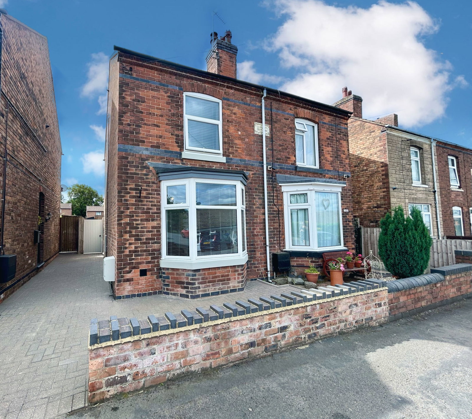 Semi Detached House in Swadlincote
