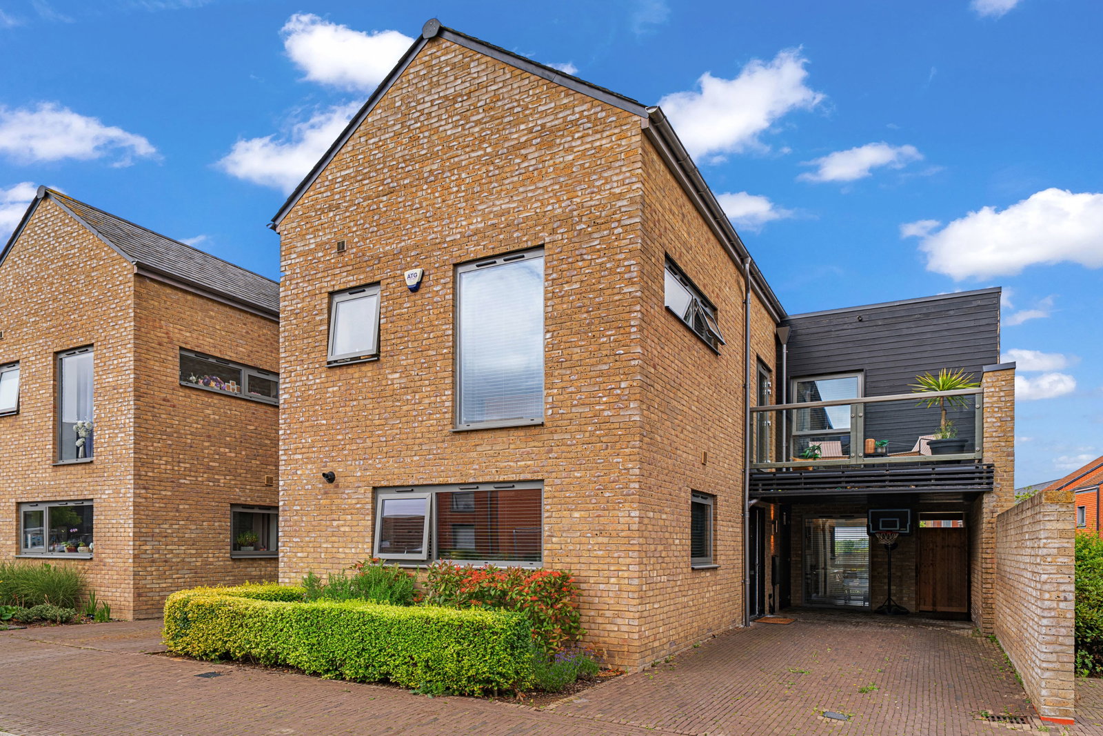 Link Detached House in Harlow 4