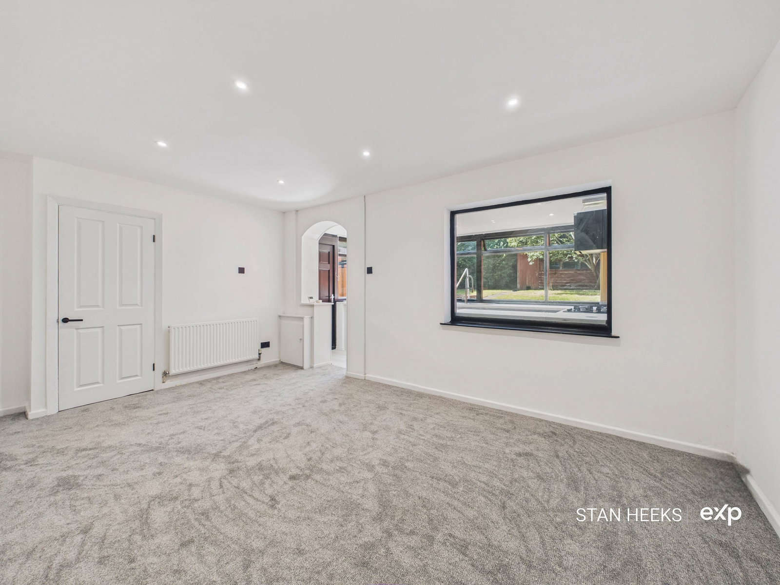 Semi Detached House in Stourbridge