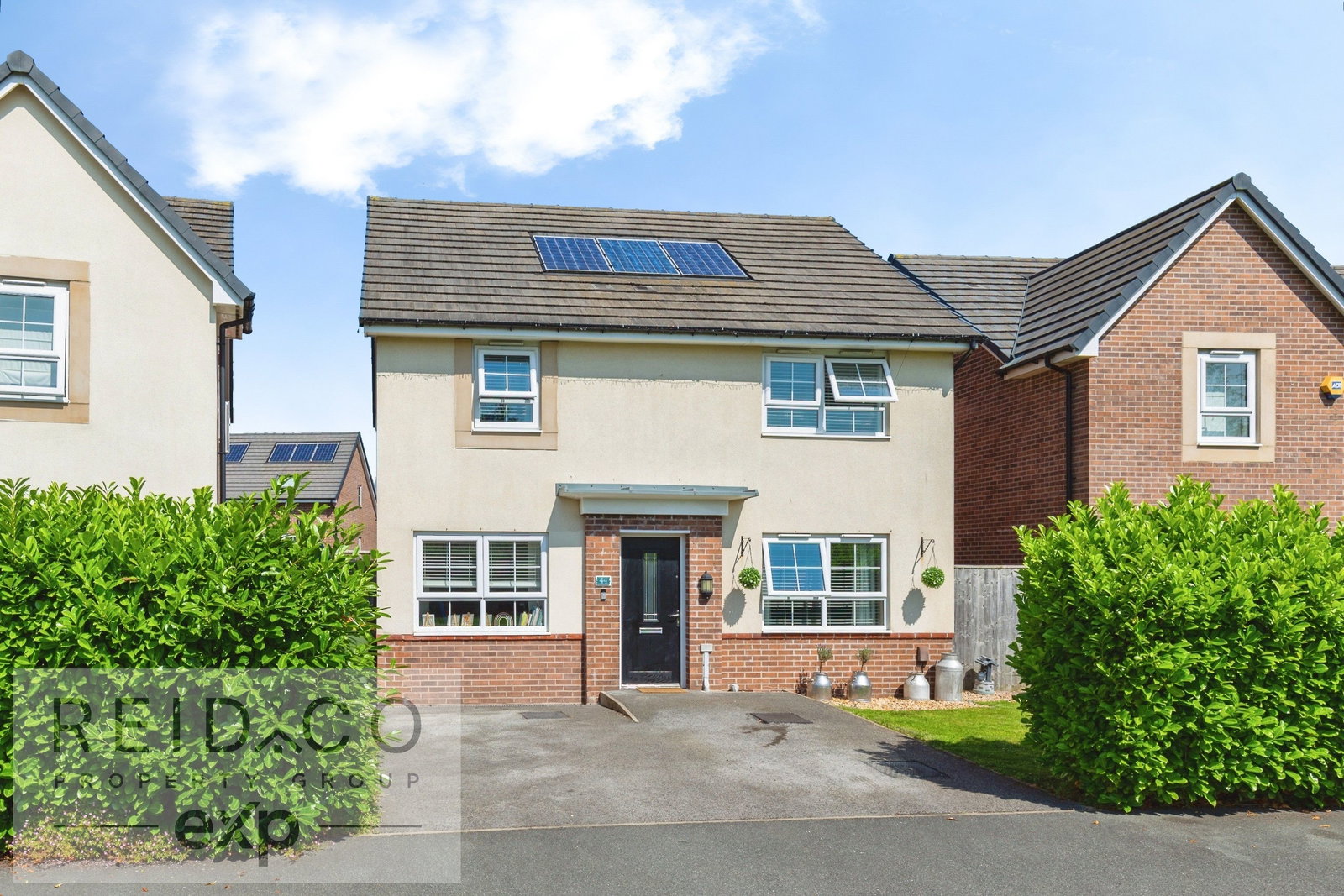 Detached House in Preston
