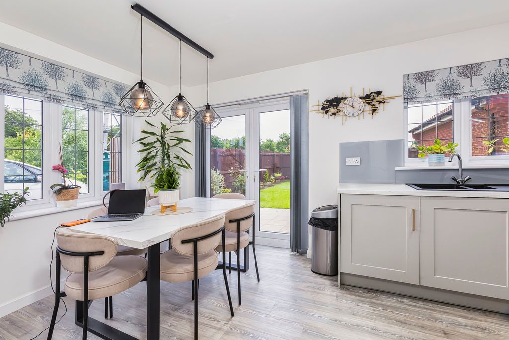 Detached House in Runcorn