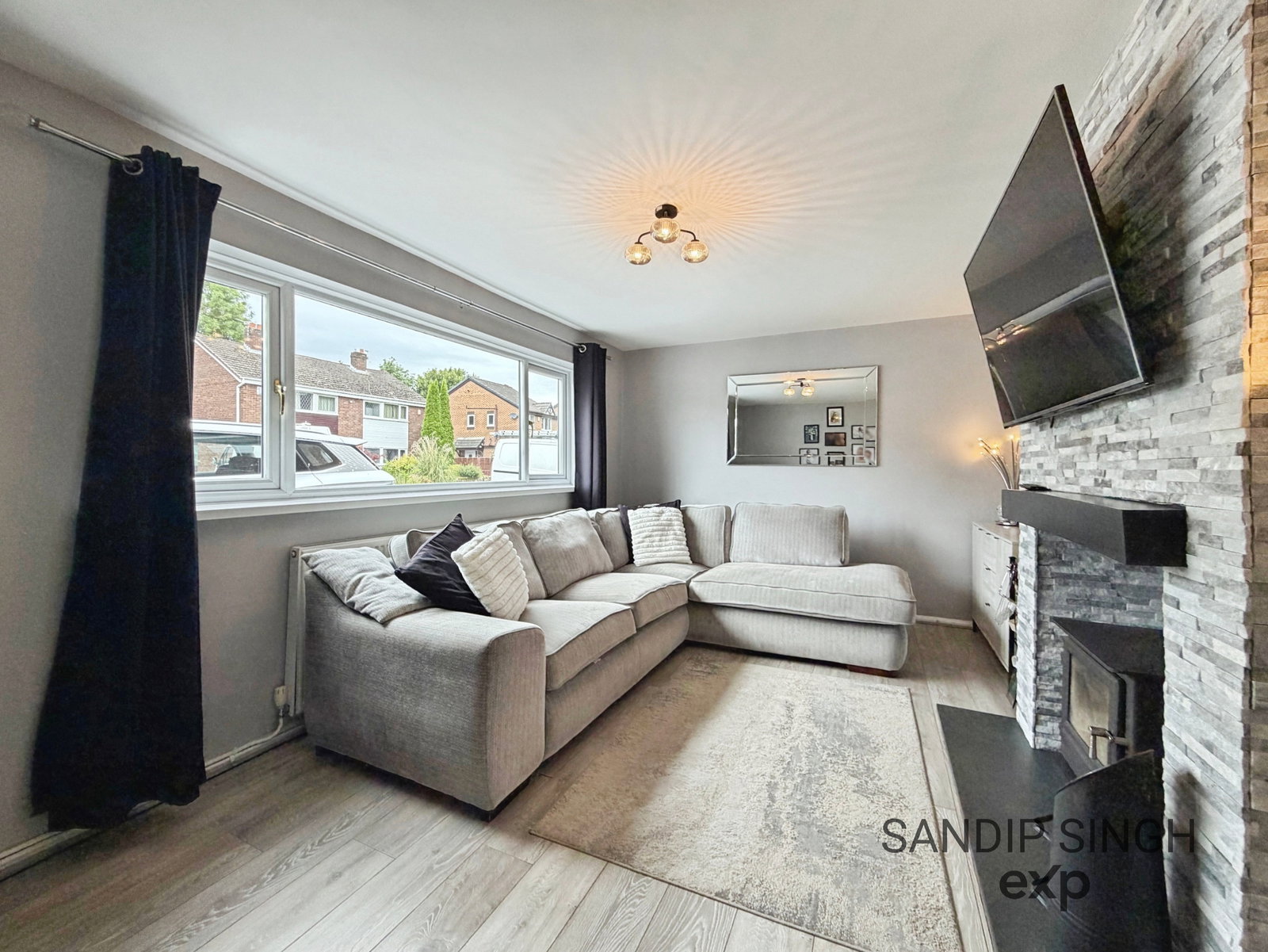 Semi Detached House in Preston