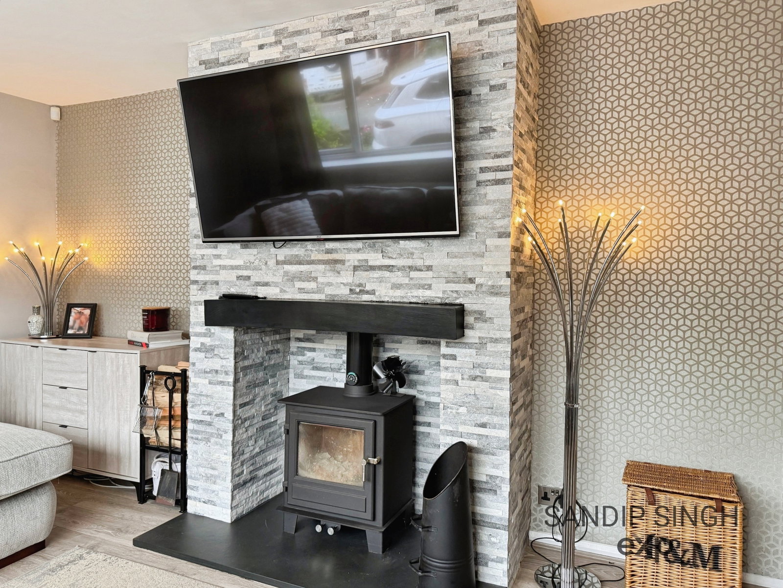 Semi Detached House in Preston