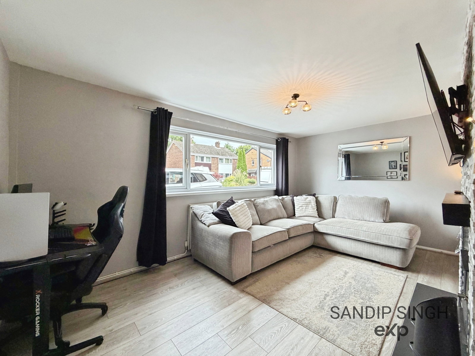 Semi Detached House in Preston
