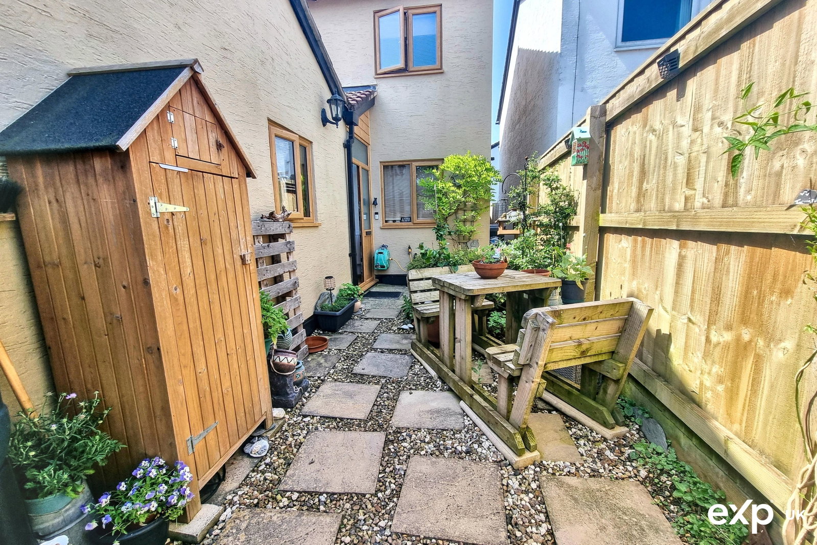 End Of Terrace House in Newton Abbot