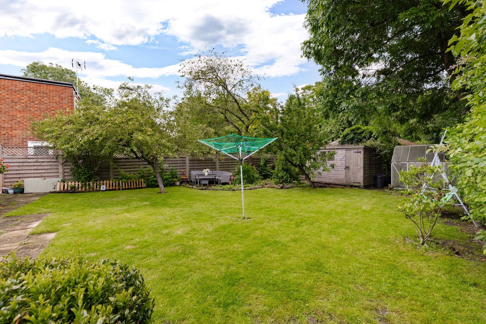 Semi Detached House in Newport Pagnell