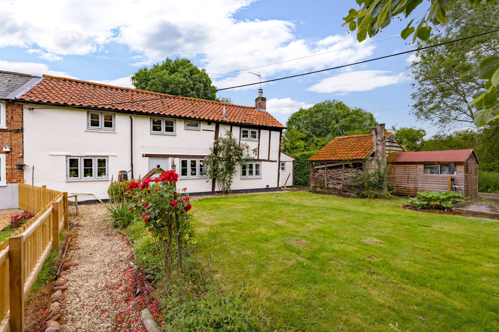 Semi Detached House in Newport Pagnell