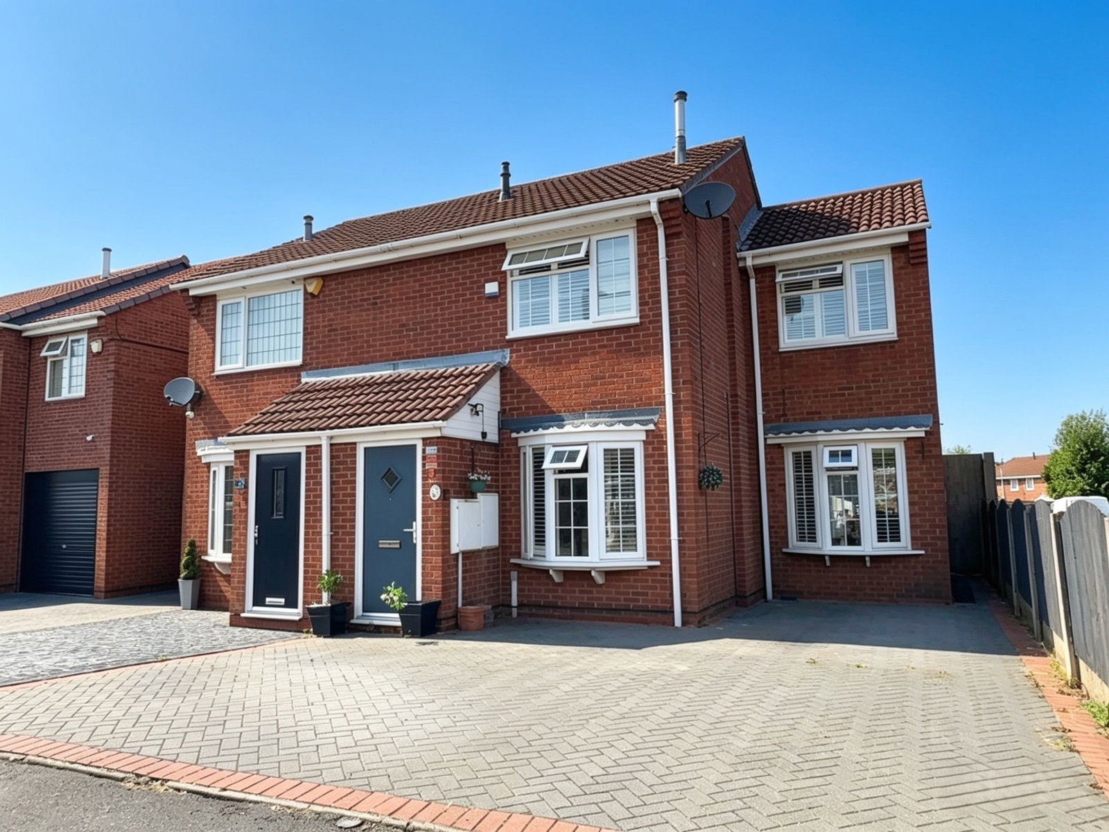Semi Detached House in Oldbury