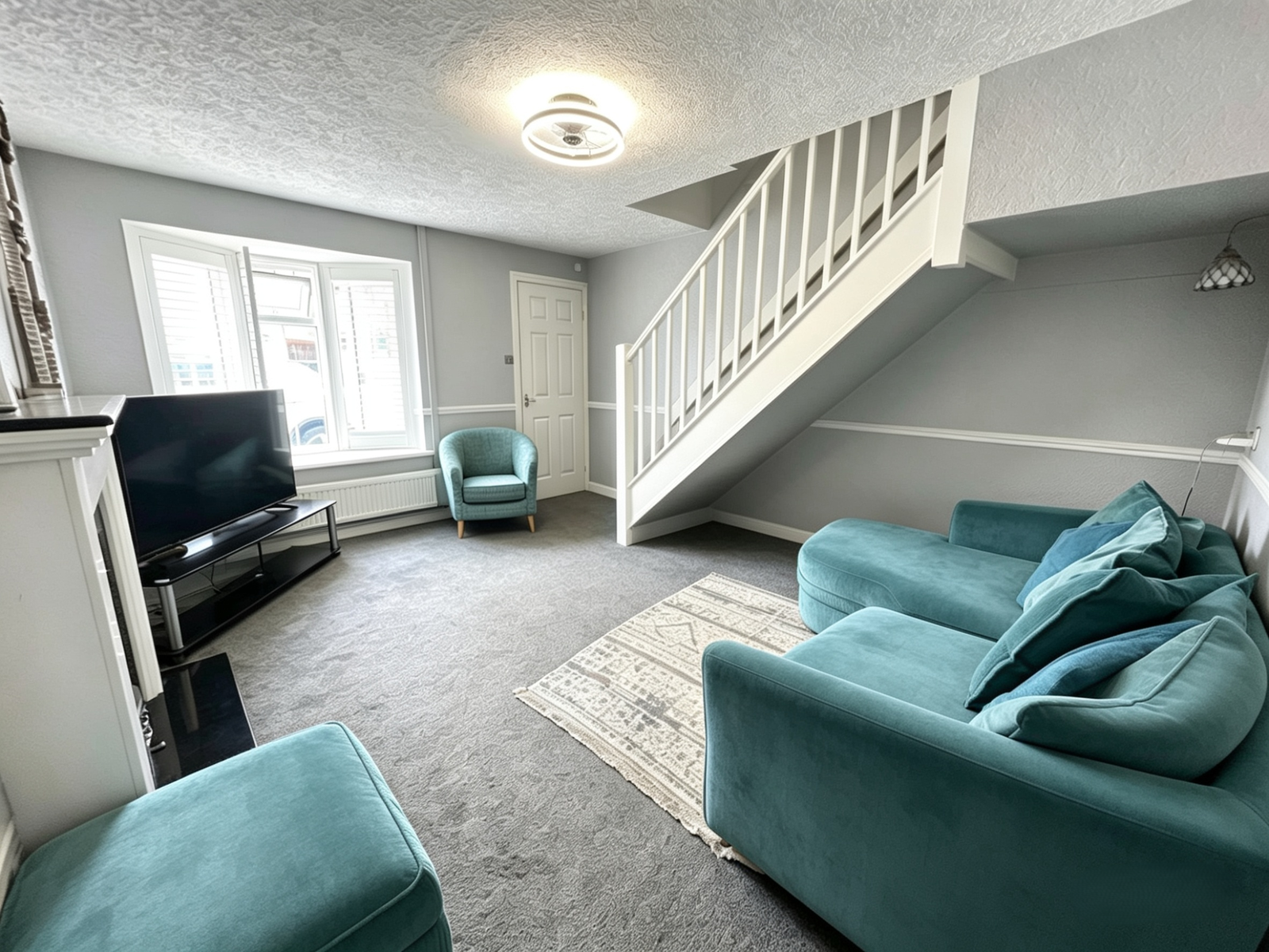 Semi Detached House in Oldbury