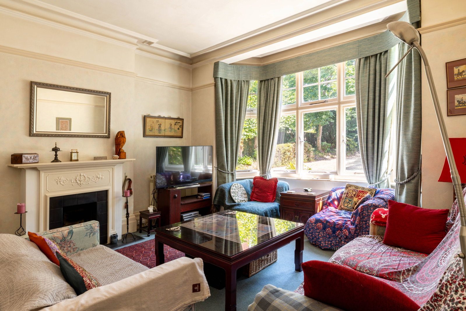 Semi Detached House in Haywards Heath