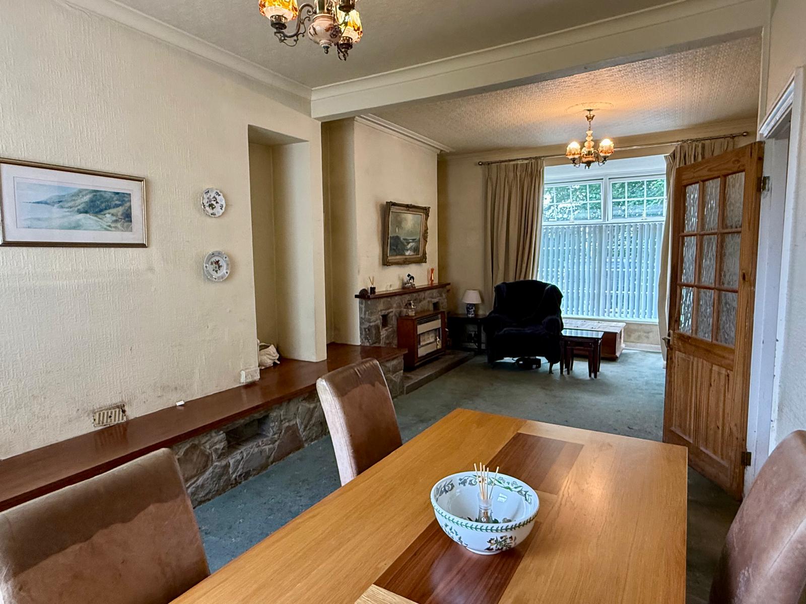 Semi Detached House in Swansea