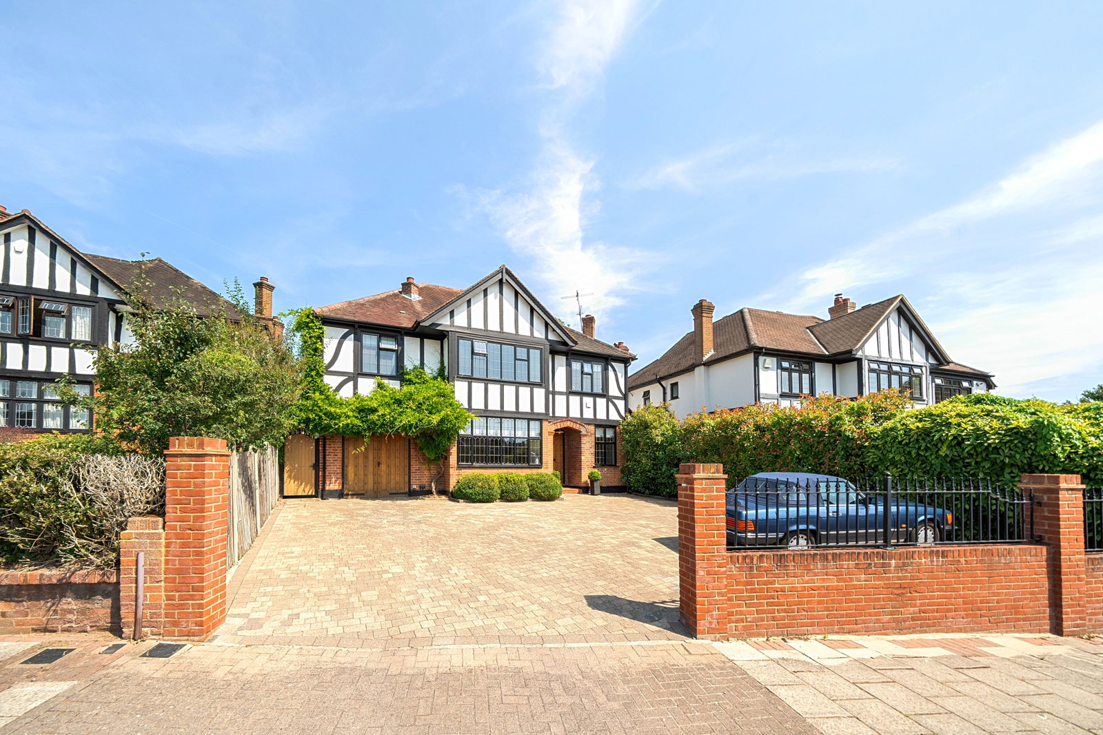 Detached House in Bromley