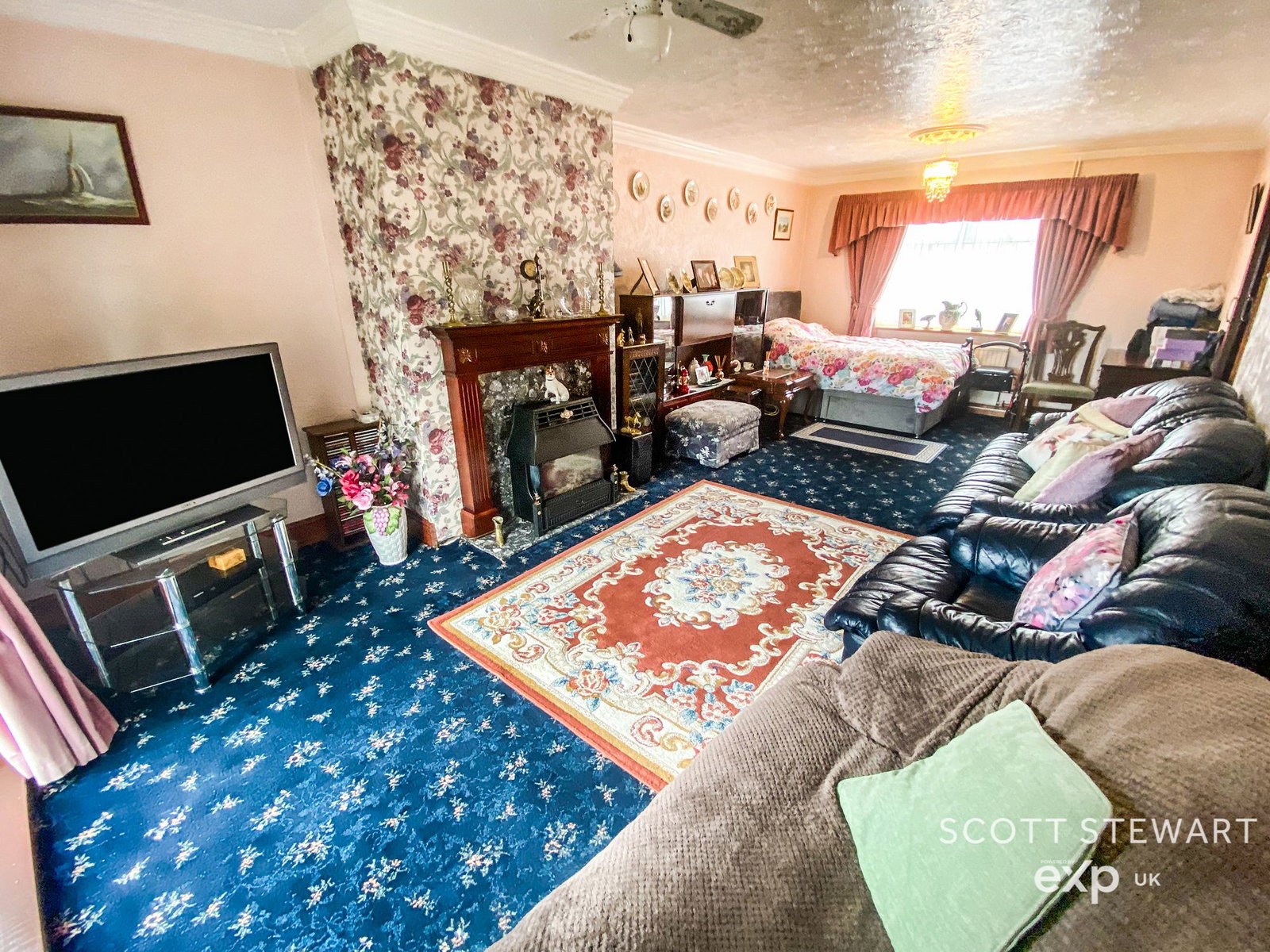 Semi Detached House in Peterborough