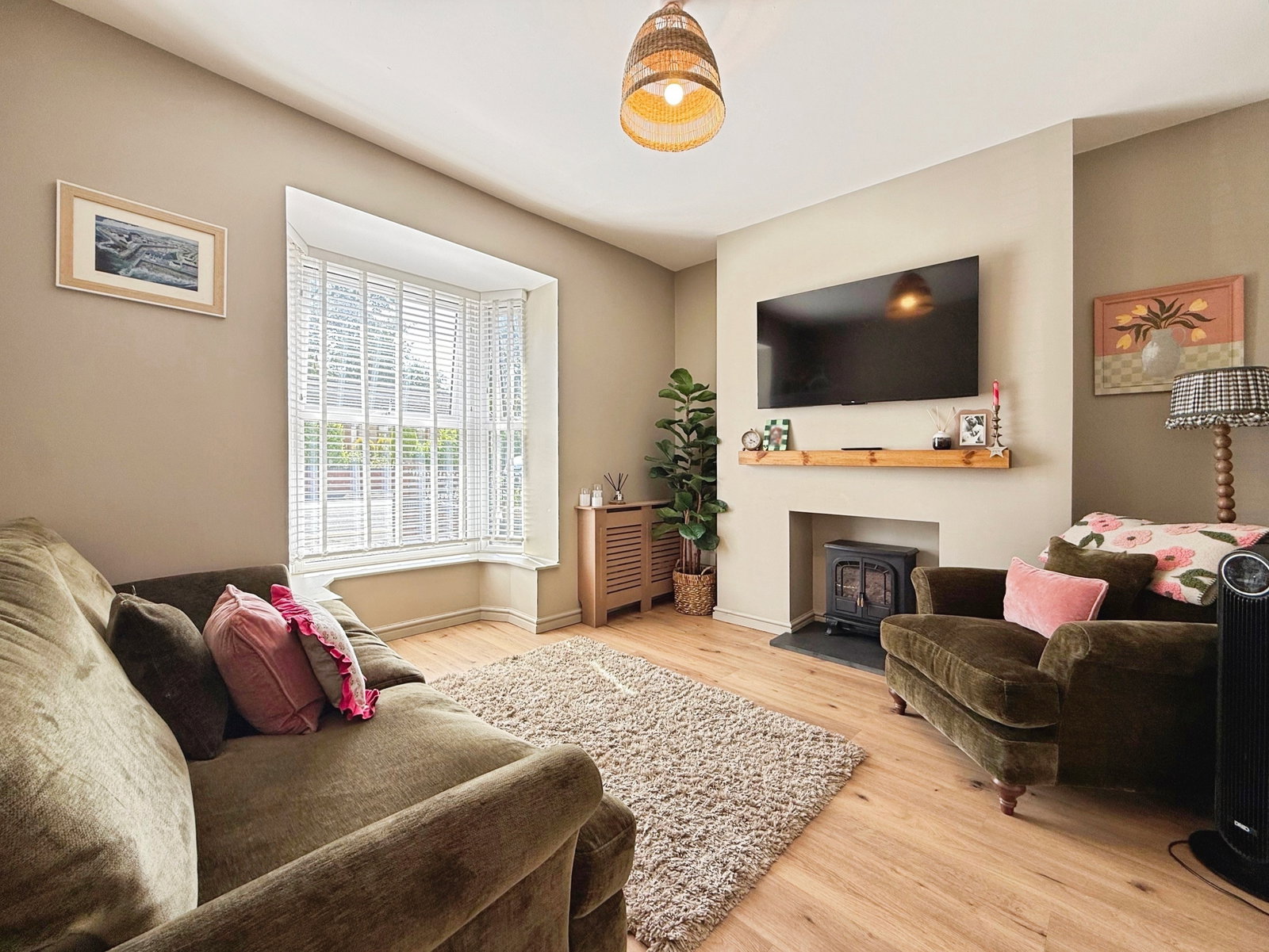 Semi Detached House in Swansea
