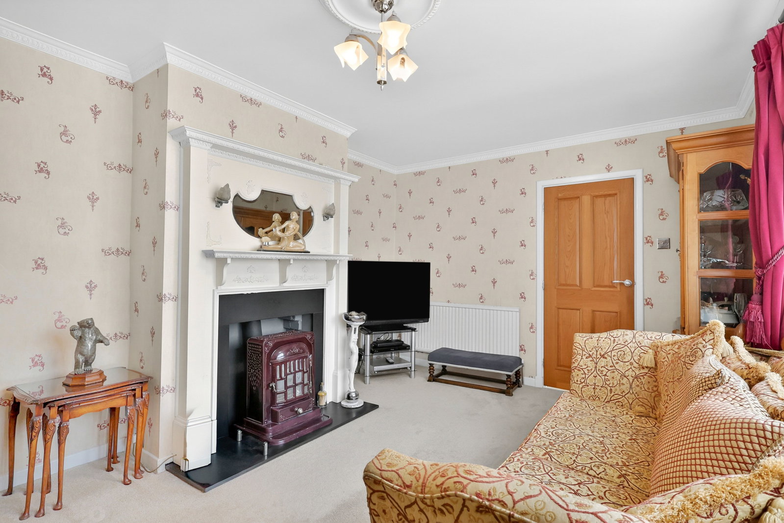 Semi Detached House in Rayleigh