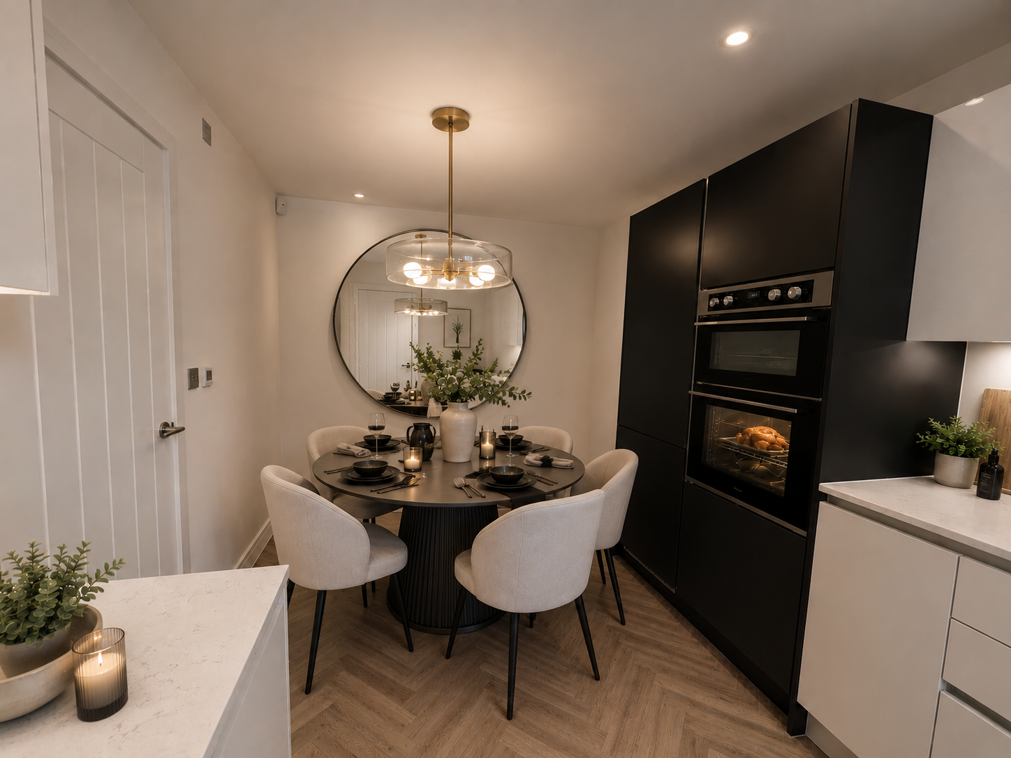 Semi Detached House in Hougton Regis 
