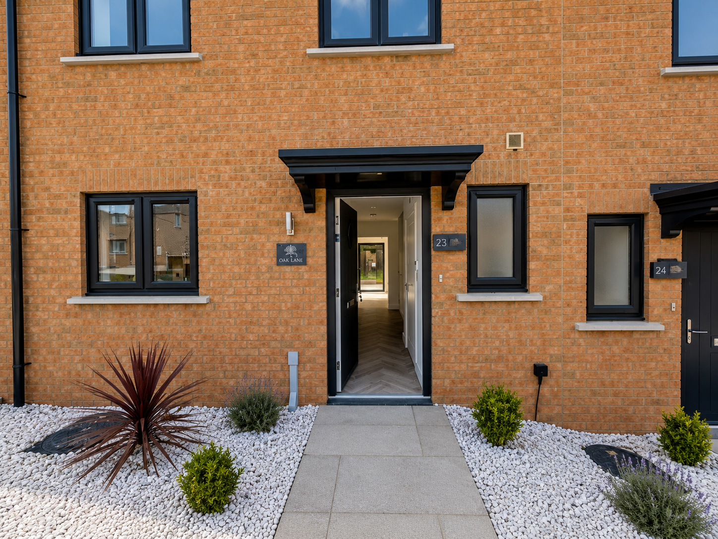 Semi Detached House for sale in Hougton Regis, Hougton Regis, Hougton Regis, Hougton Regis , Bedfordshire, LU5 6XN, 895 m²