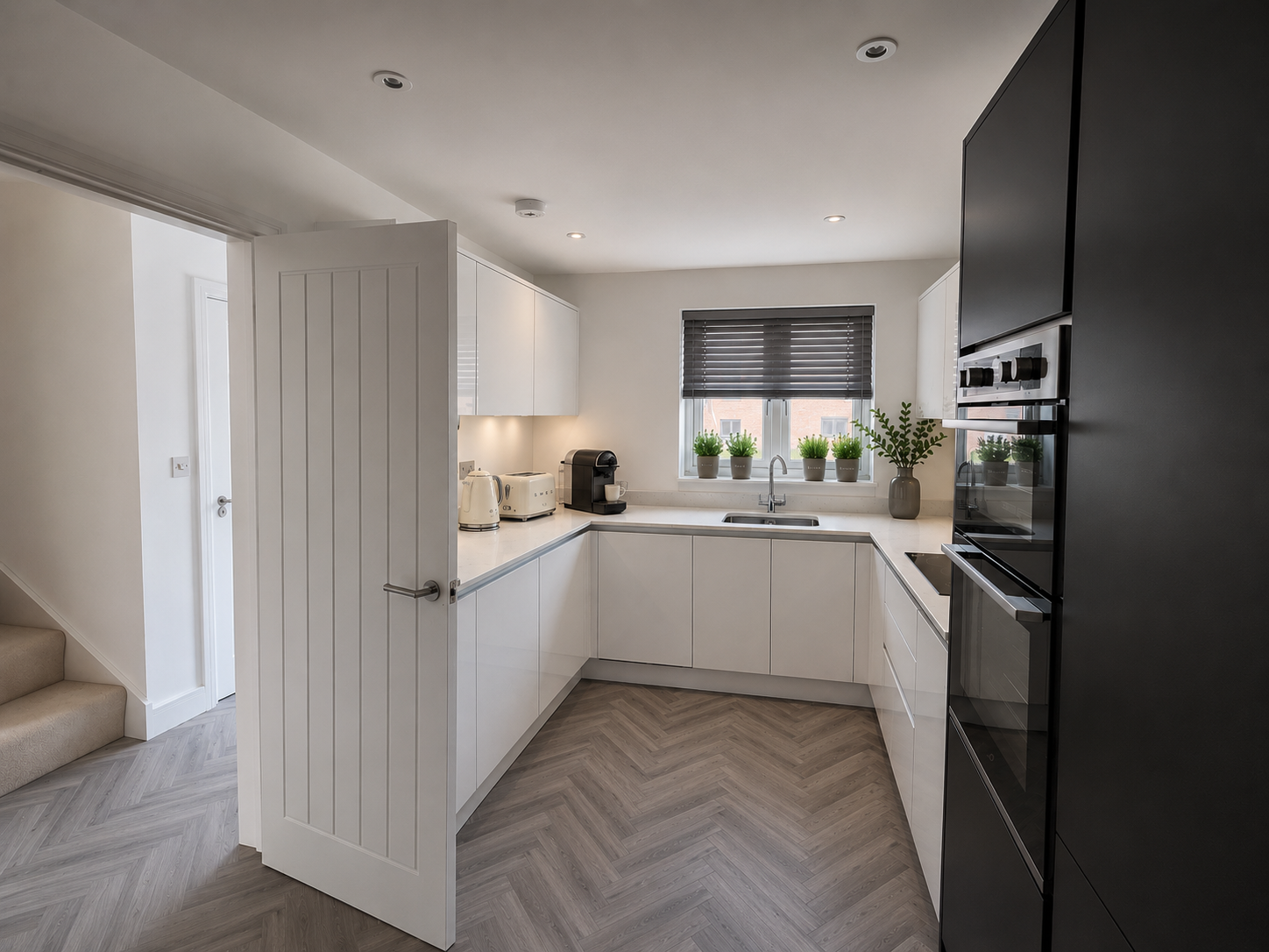 Semi Detached House for sale in Hougton Regis, Hougton Regis, Hougton Regis, Hougton Regis , Bedfordshire, LU5 6XN, 895 m²