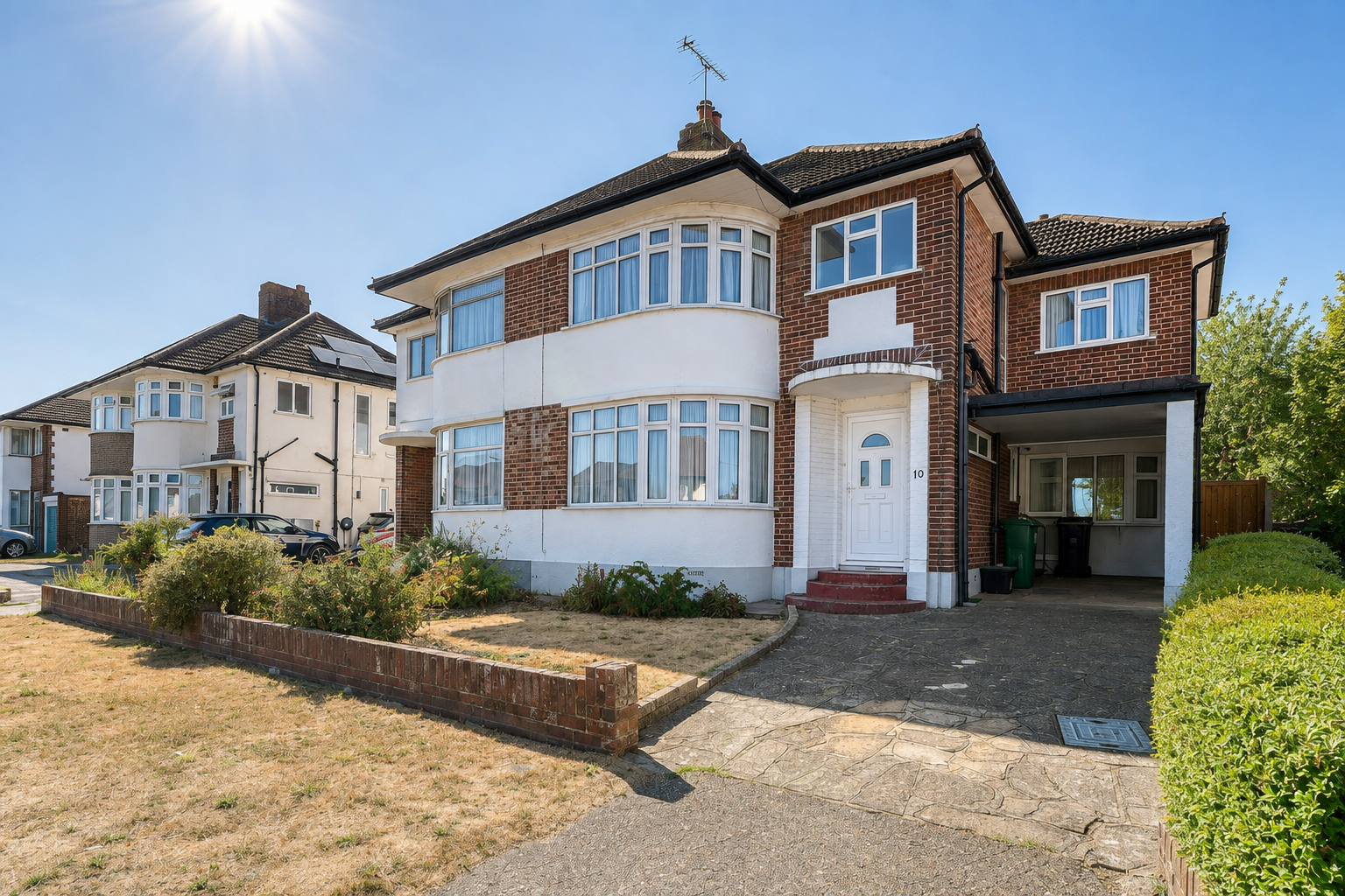 Semi Detached House for sale in Orpington, Fairview Drive, Orpington, BR6 9NX