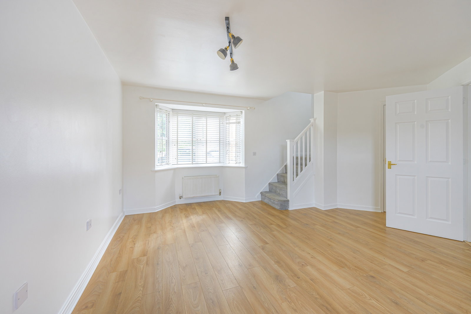 Semi Detached House in Grantham