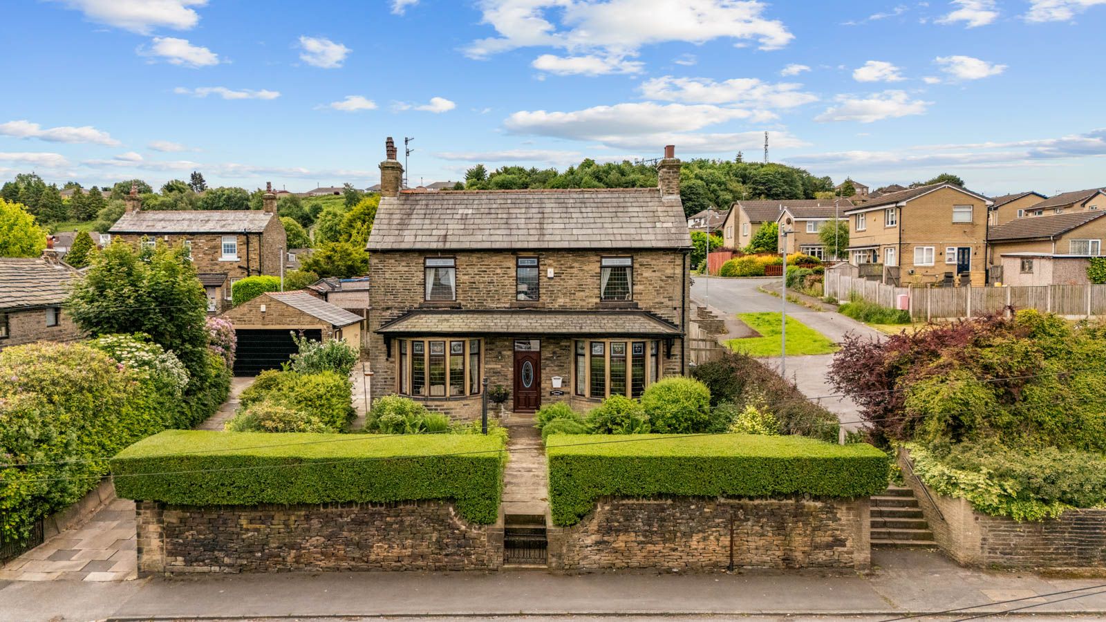 Detached House in Bradford