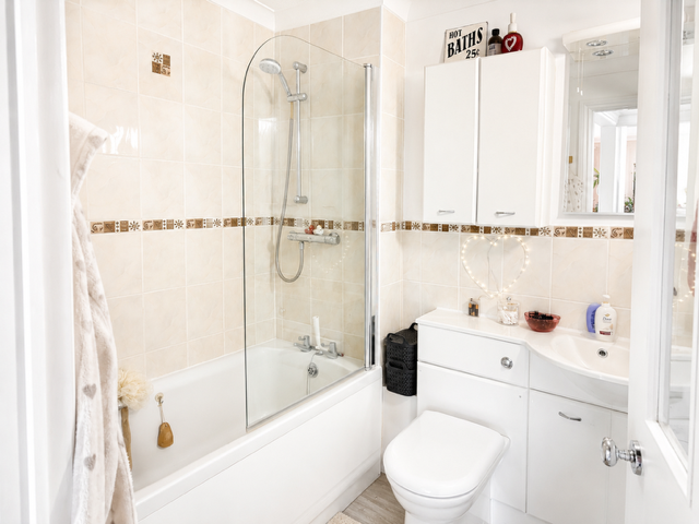 Flat in Warminster