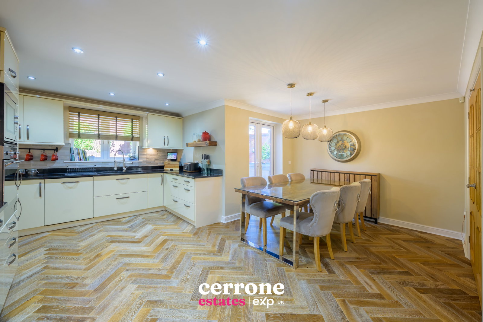 Detached House in Redditch