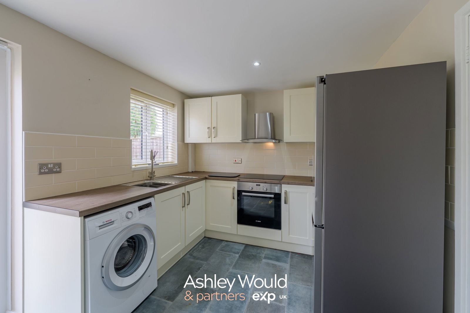 Semi Detached House for sale in Dudley, Wren Street, Woodsetton, Dudley, DY1 4LP
