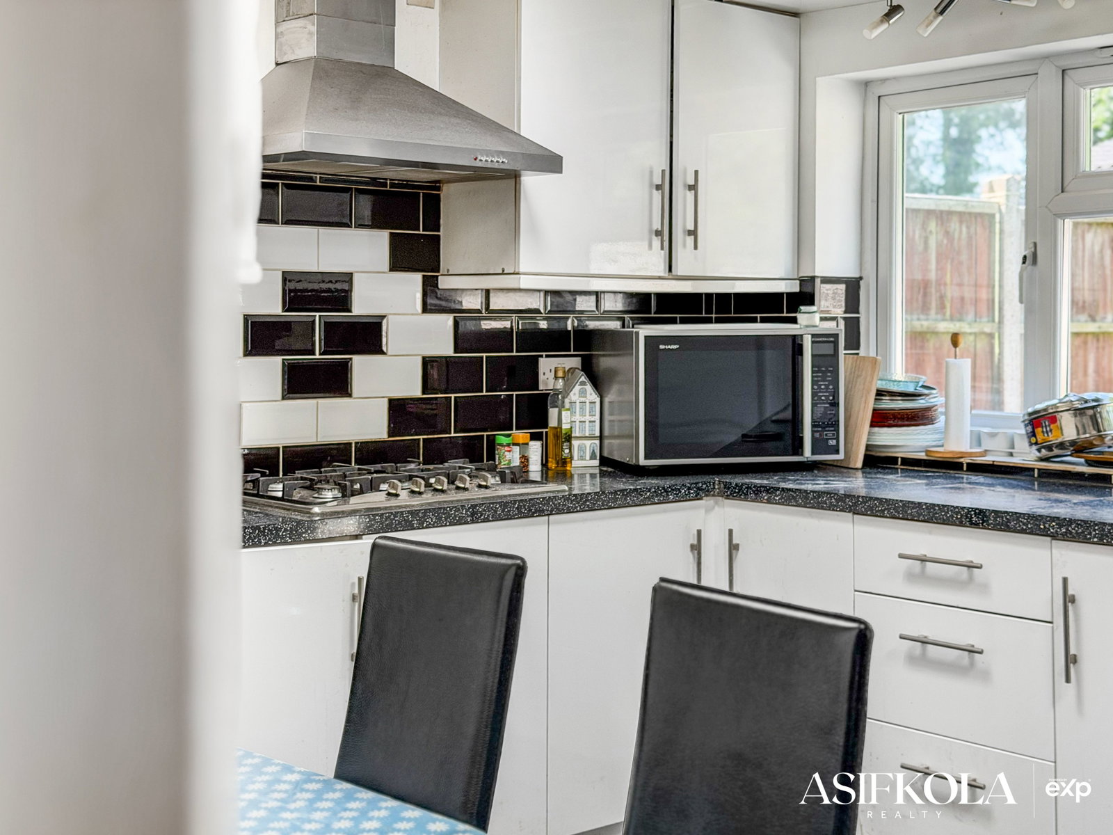 Terraced House for sale in West Bromwich, Dawes Avenue, West Bromwich, B70 7LR, 1749 m²