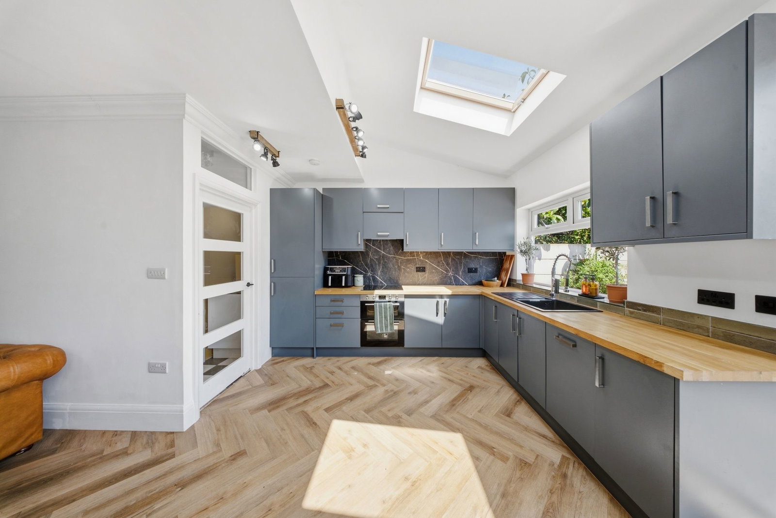 Semi Detached House in Isleworth