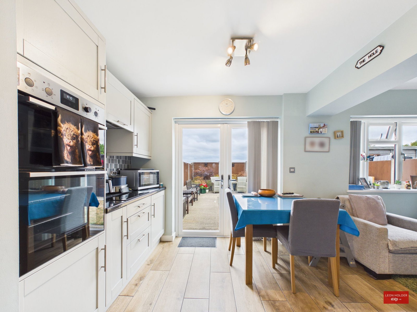 Semi Detached House in Gloucester