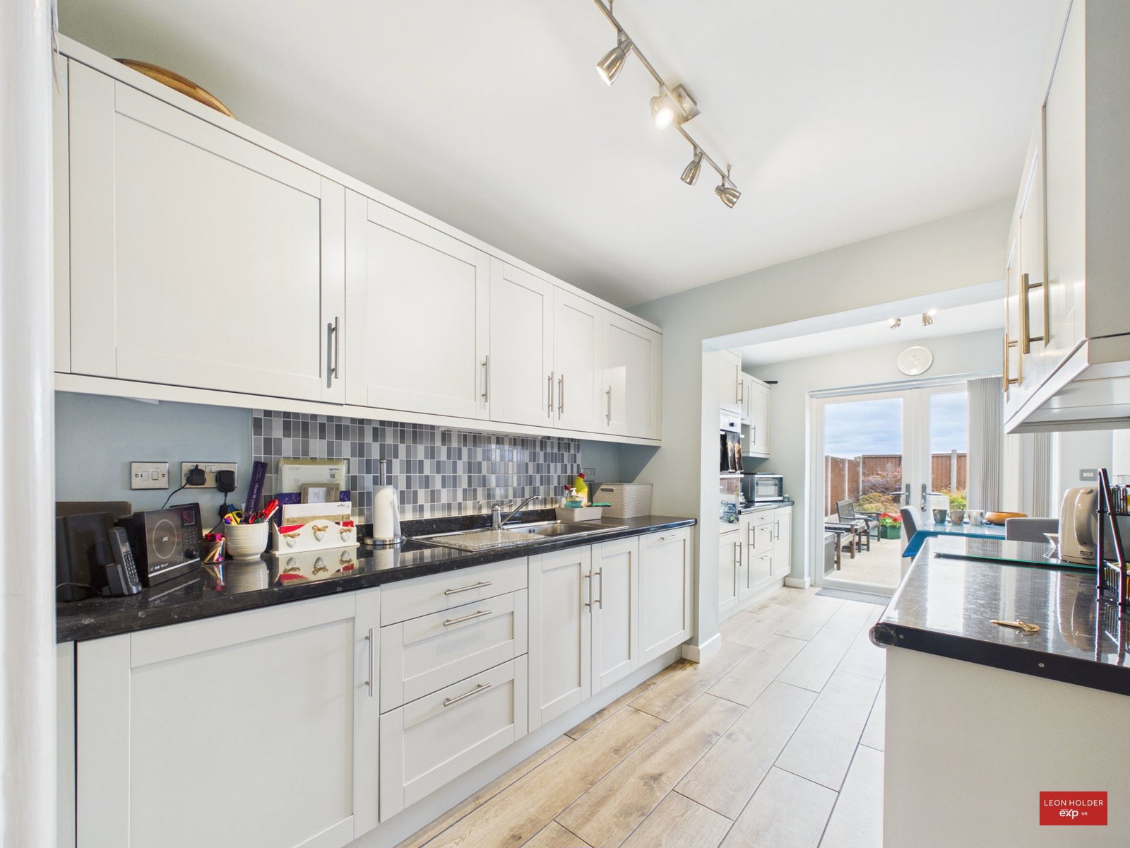 Semi Detached House in Gloucester