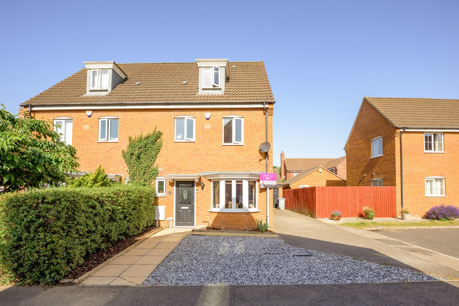 Semi Detached House in Grantham