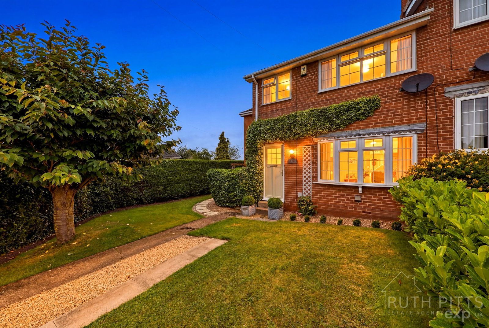 Semi Detached House in Pontefract