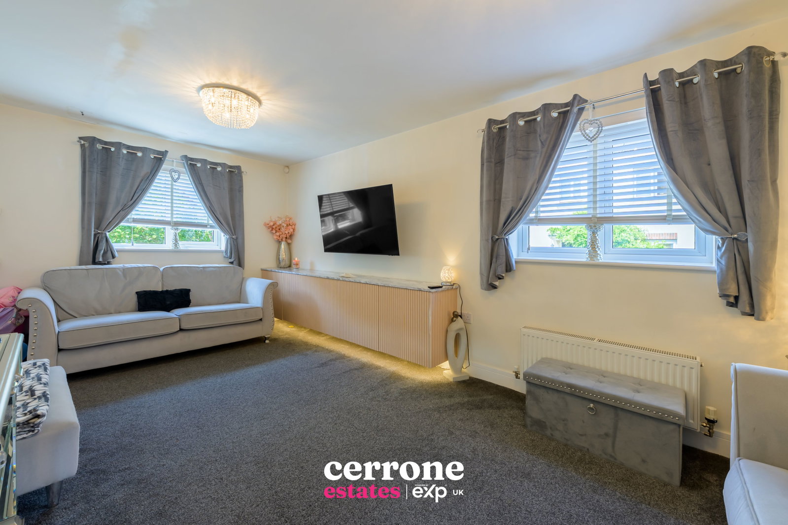 Semi Detached House in Redditch