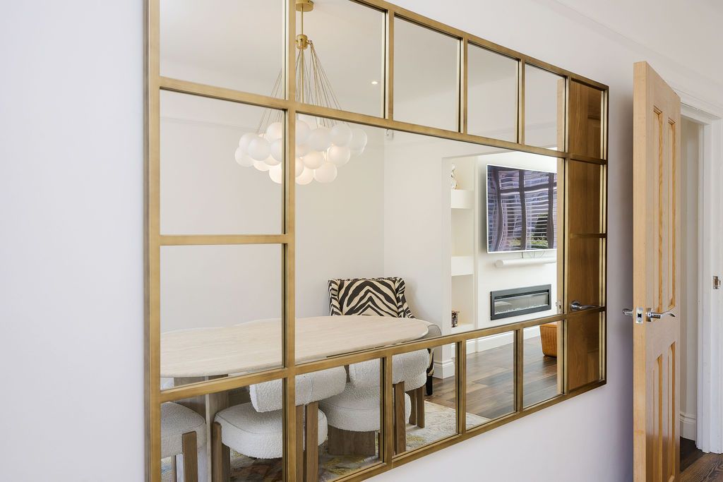 Semi Detached House in London