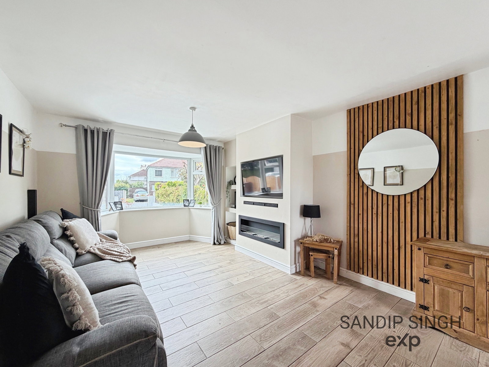 Semi Detached House in Preston 2