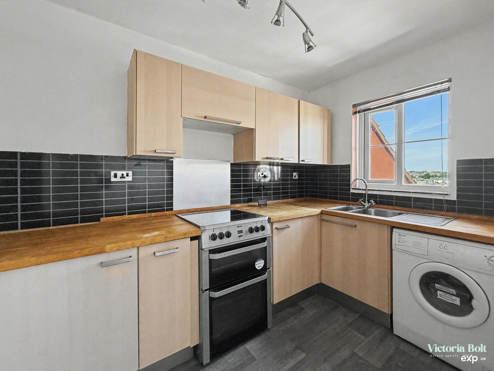 Flat in Plymouth