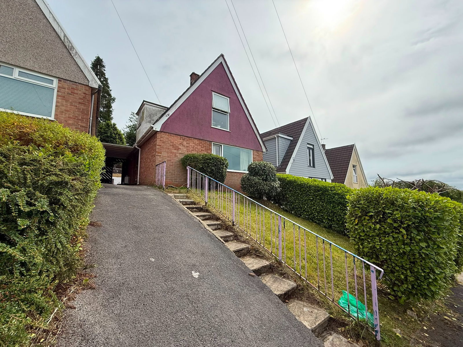 Detached House in Swansea