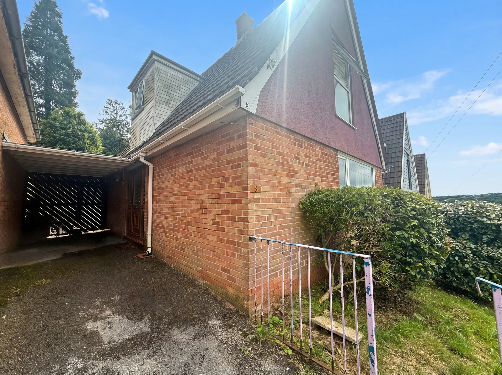 Detached House in Swansea