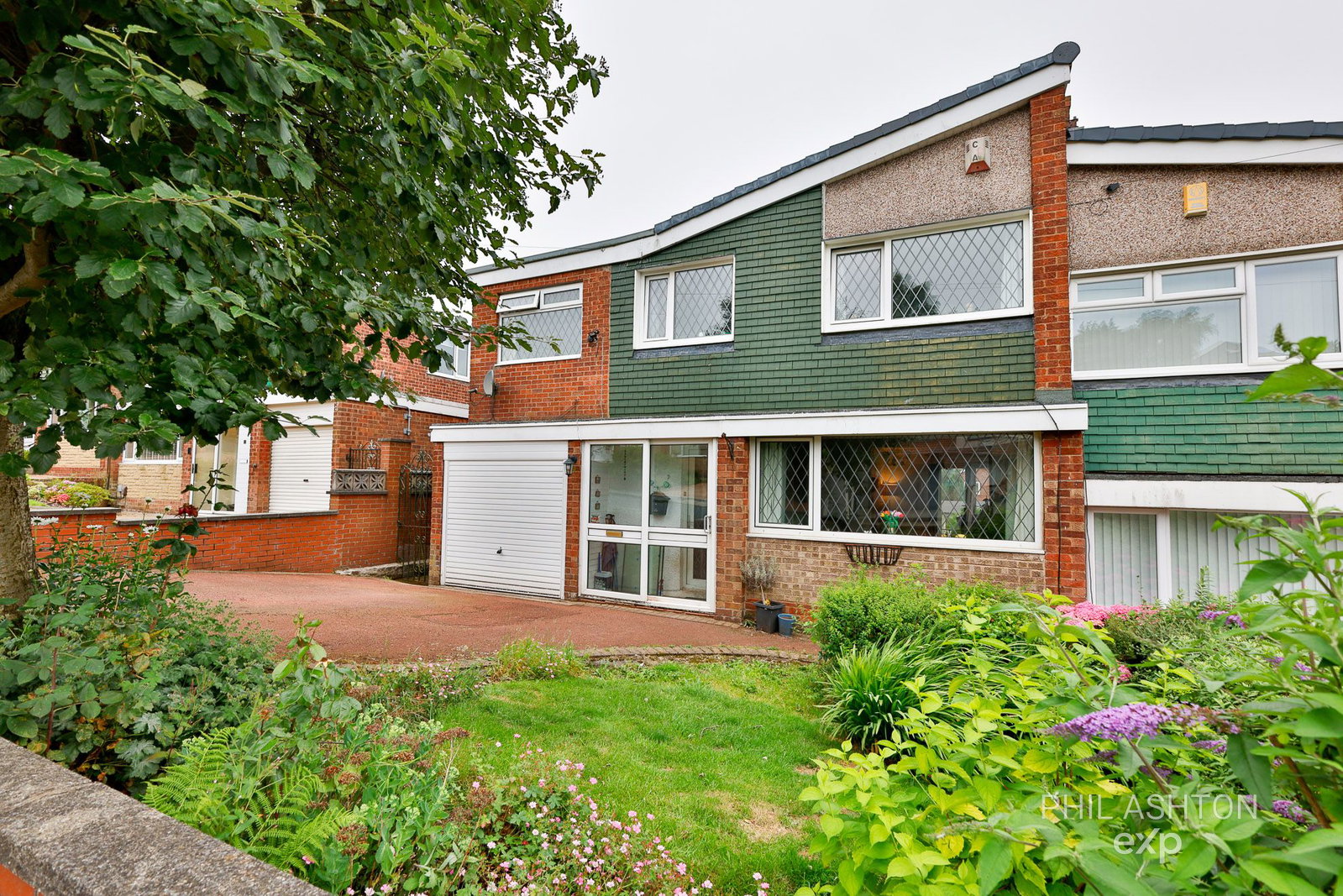 Semi Detached House in Burnley