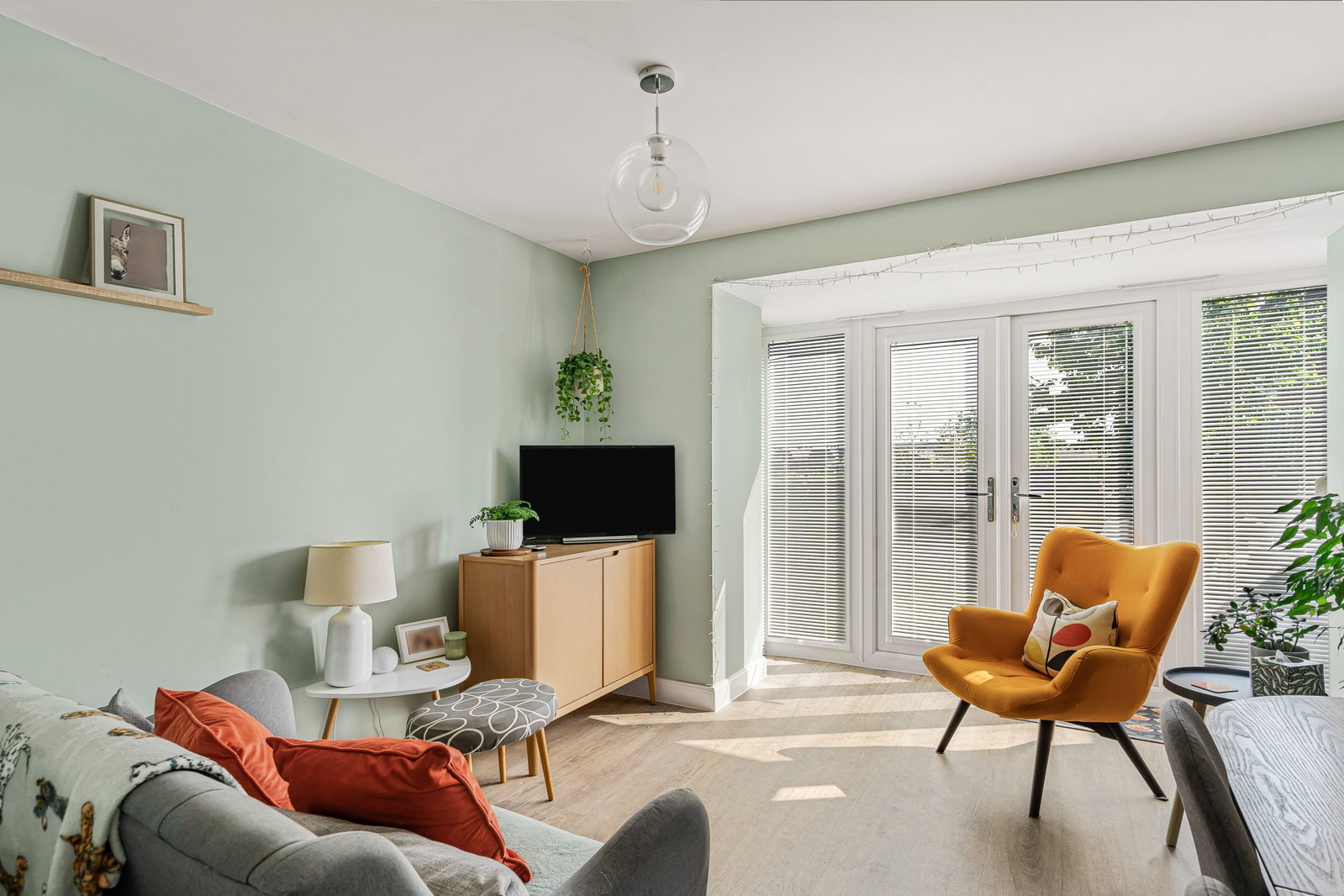 End Of Terrace House in Brackley