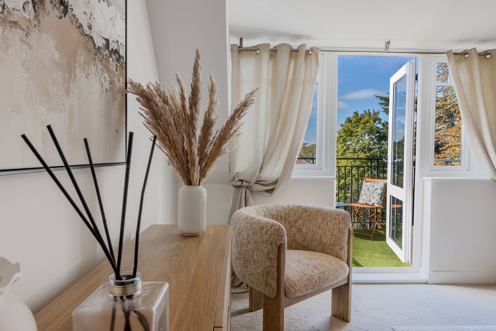 Flat for sale in Beckenham, Copers Cope Road, BR3