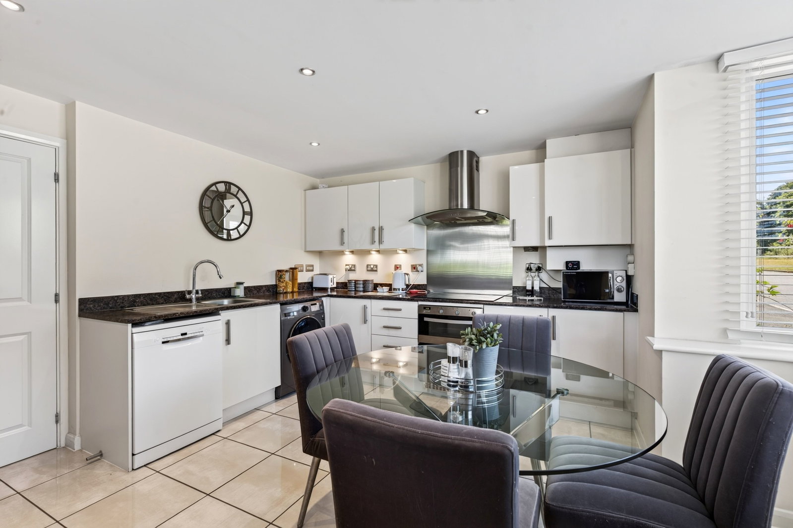 Semi Detached House in Milton Keynes