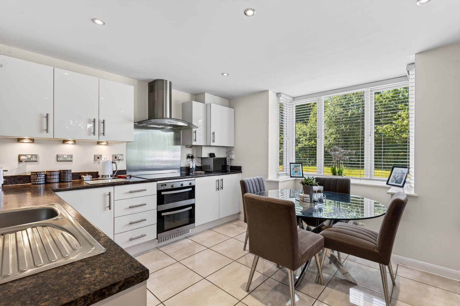 Semi Detached House in Milton Keynes