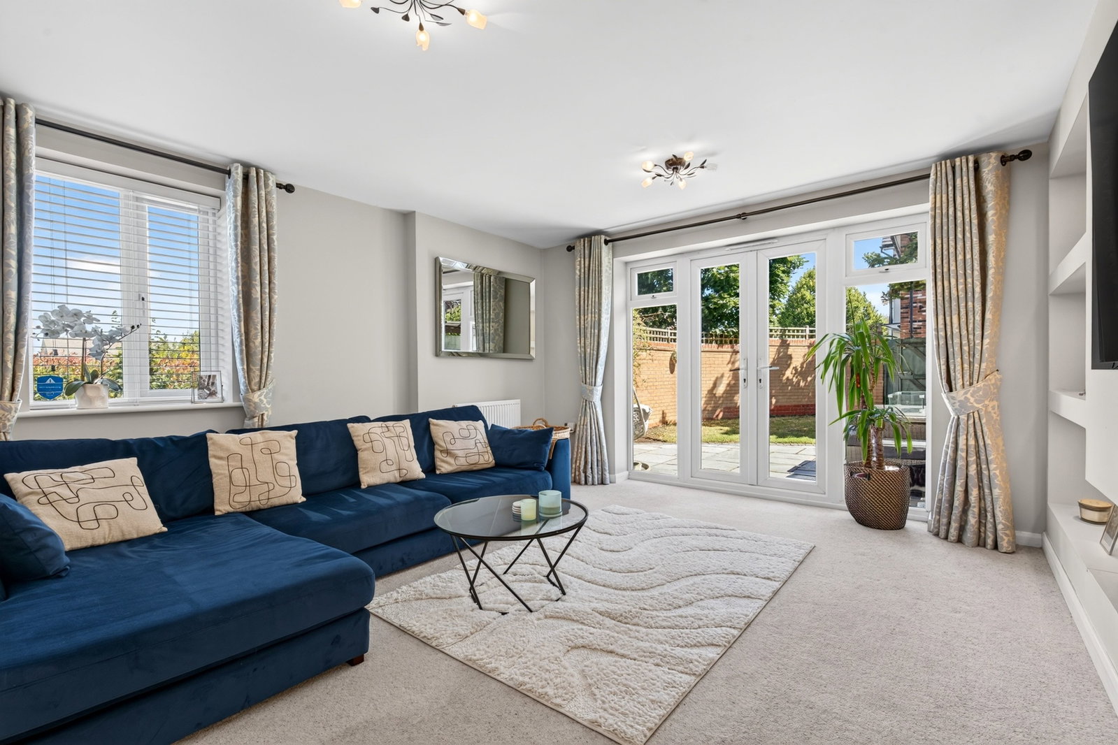 Semi Detached House in Milton Keynes