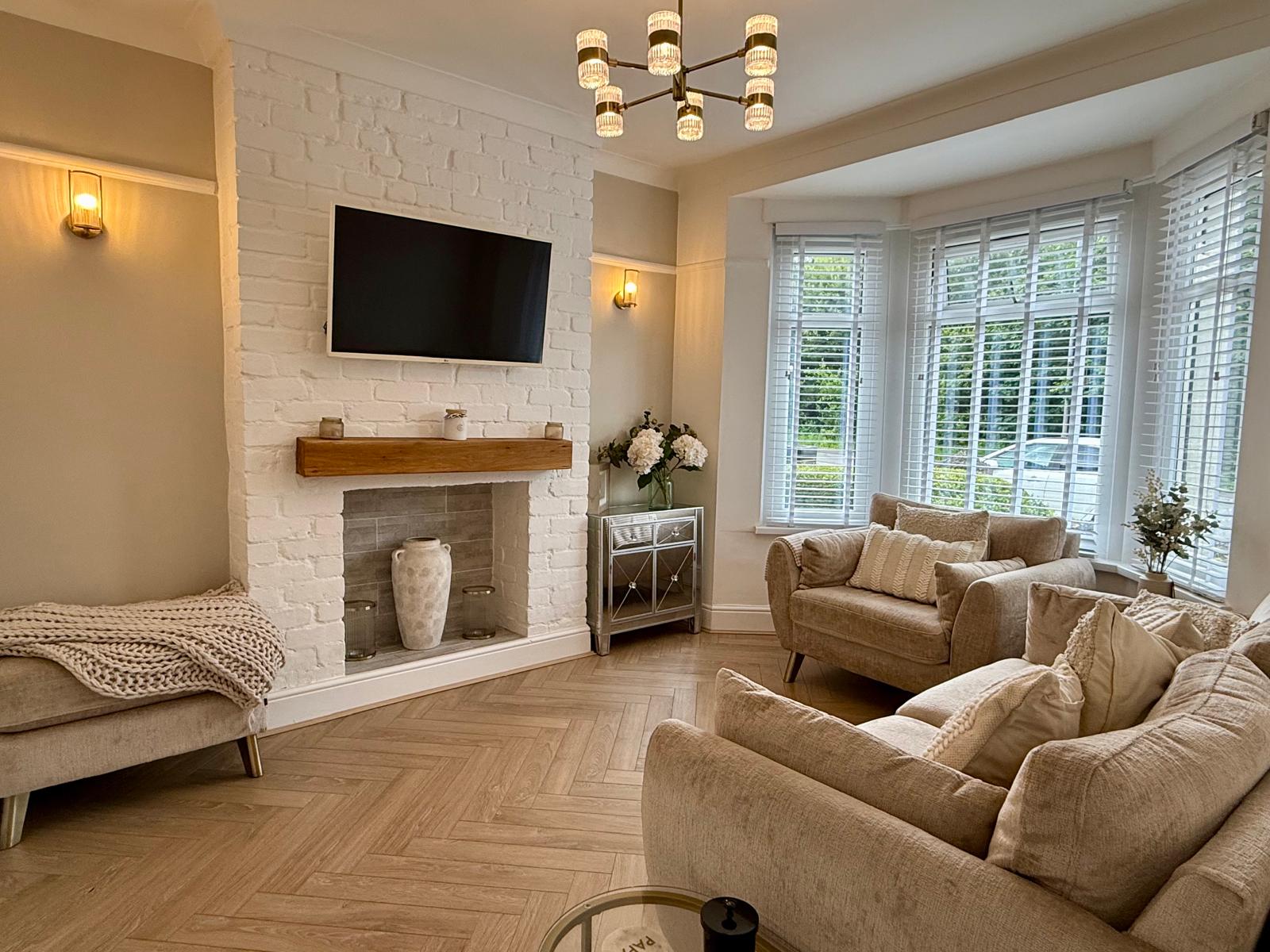 Semi Detached House in Swansea