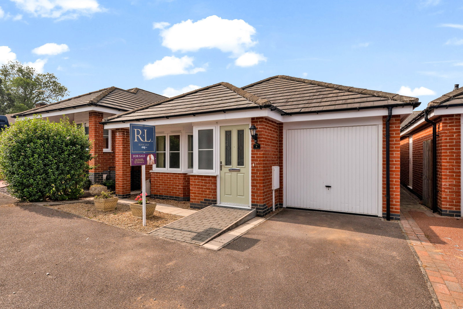 Bungalow in Leicester