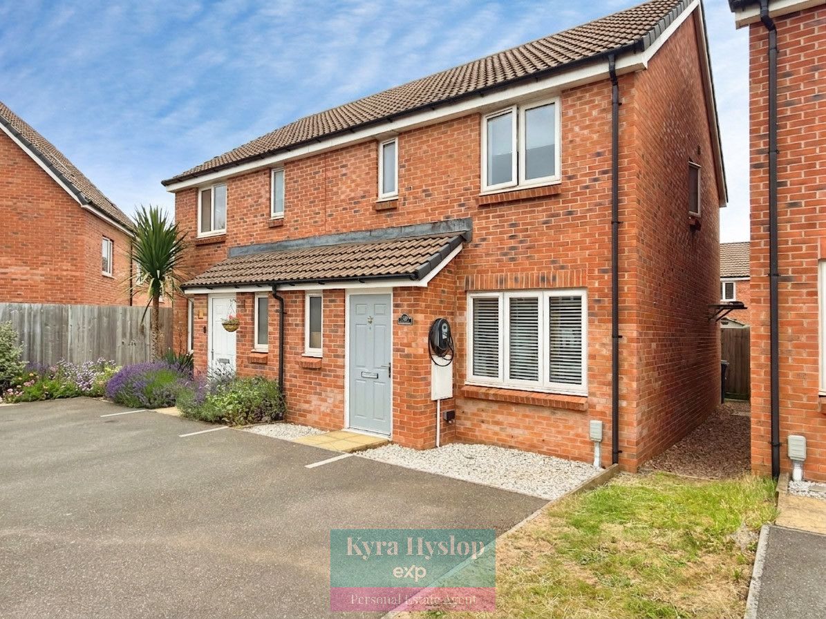 Semi Detached House in Cranbrook 