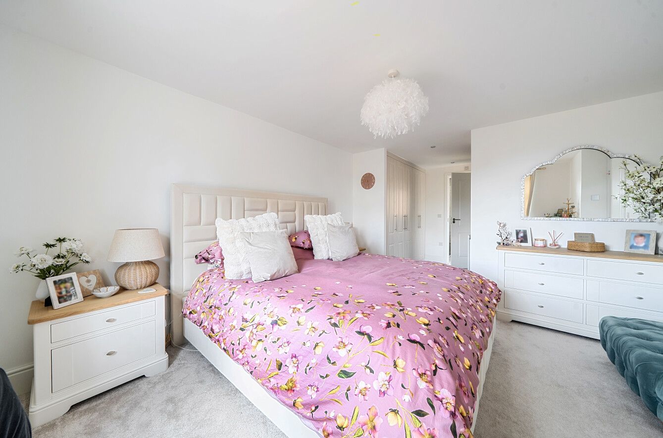 Detached House in Exeter